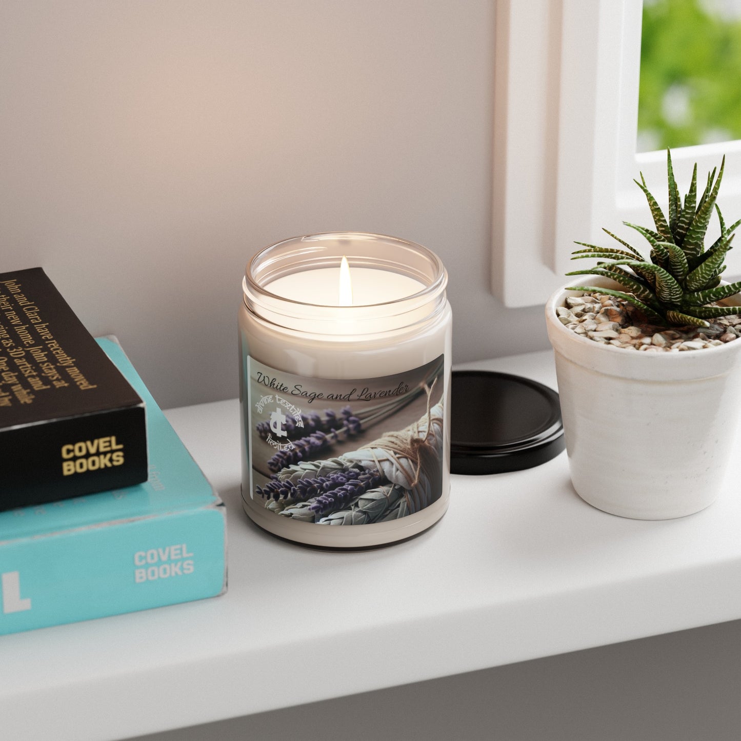 Divine Glow: Aromatic Soy Wax Candle